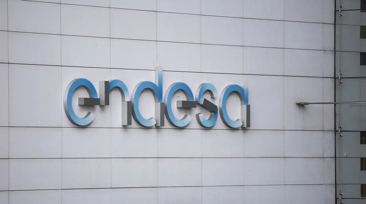 Logotipo de la empresa Endesa a 10 de junio de 2021, en su sede cerca de IFEMA en Madrid, (Espa&ntilde;a).
Alejandro Mart&iacute;nez V&eacute;lez / Europa Press
(Foto de ARCHIVO)
10/6/2021