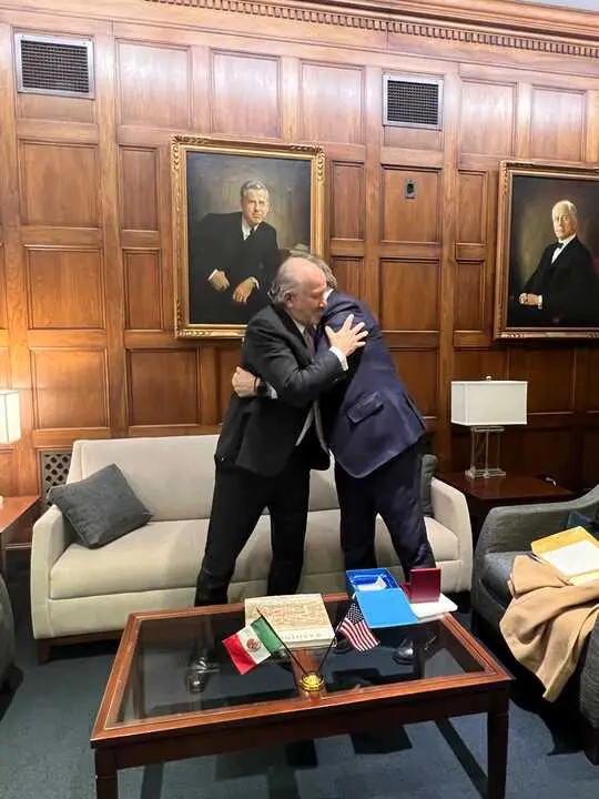 Marcelo Ebrard se reunió este miércoles con el secretario Howard Lutnick en Washington Foto: @m_ebrard