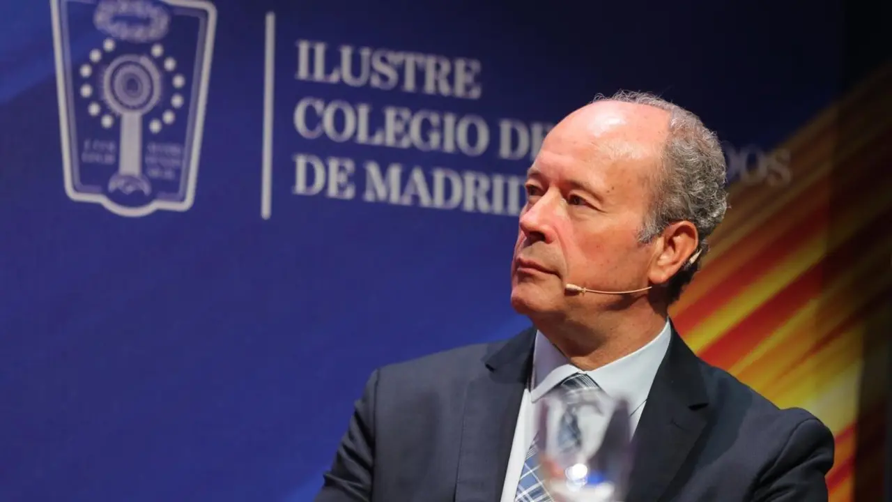 El magistrado y exministro de Justicia Juan Carlos Campo durante la clausura los actos de la semana conmemorativa del 425 aniversario del Colegio de la Abogac&iacute;a de Madrid (ICAM), en IE University, a 17 de junio de 2022, en Madrid (Espa&ntilde;a). Los actos del 425 aniversario del ICAM finalizan con las Jornadas Acad&eacute;micas ICAM celebradas durante los d&iacute;as 16 y 17 de junio en IE University. A lo largo de 18 sesiones de debate, juristas, catedr&aacute;ticos, abogados y personalidades del mundo de la Justicia, los negocios y las instituciones han analizado temas, desde el derecho de la defensa hasta las implicaciones jur&iacute;dicas del metaverso.
17 JUNIO 2022;MADRID;CLAUSURA;ABOGACIA
Isabel Infantes / Europa Press
(Foto de ARCHIVO)
17/6/2022