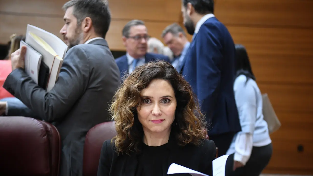 Isabel D&iacute;az Ayuso en un pleno de la Asamblea de Madrid &mdash; Fernando S&aacute;nchez / Europa Press