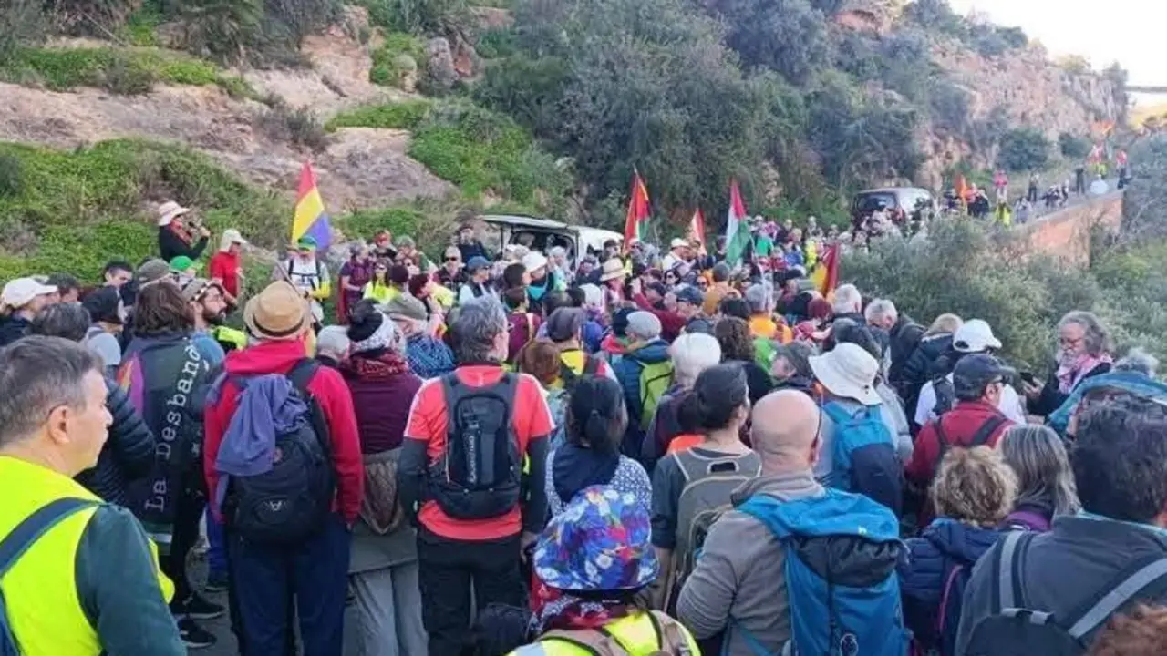 Participantes de la IX Marcha Integral Senderista La Desband&aacute; &mdash; X
