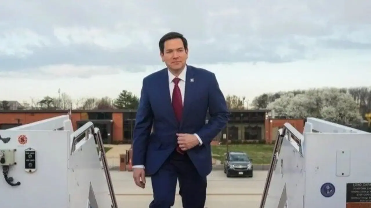 Foto: Secretario de Estado de EEUU, Marco Rubio, a su llegada a Jamaica. X/SecState