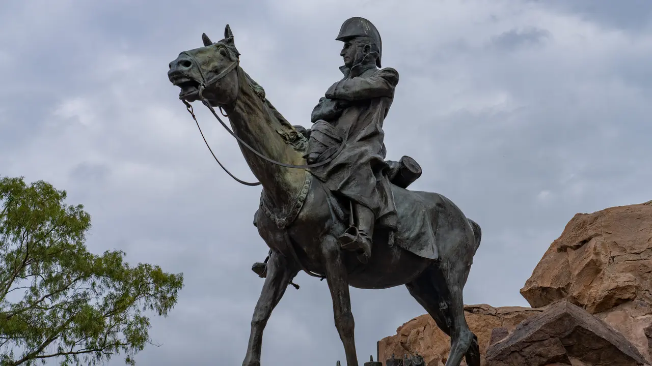 13 de marzo de 2023, Mendoza, Argentina: El General Jos&eacute; de San Mart&iacute;n en el Monumento al Ej&eacute;rcito de los Andes en el Parque General San Mart&iacute;n. Cr&eacute;dito: Jon G. Fuller / Vwpics / Zuma Press / ContactoPhoto