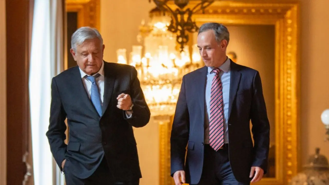 El presidente Andr&eacute;s Manuel L&oacute;pez Obrador junto a Hugo L&oacute;pez Gatell - Foto: x @HLGatell