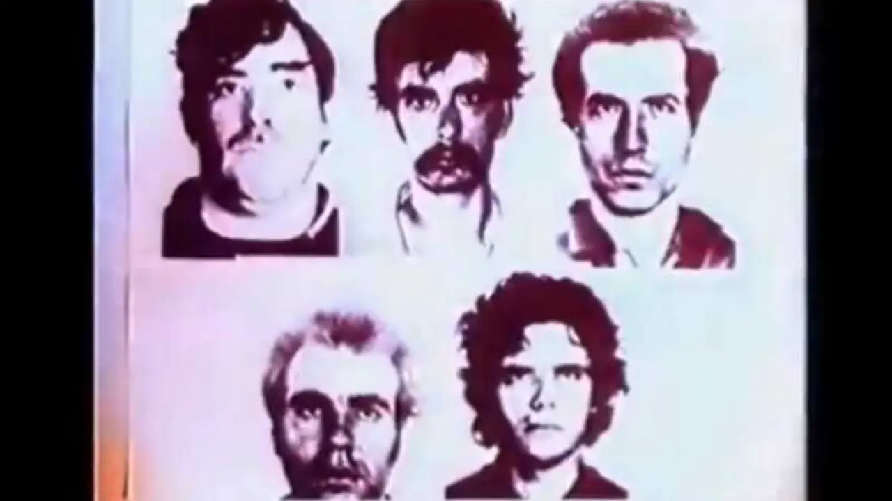 &Uacute;ltimos fusilados del franquismo - YouTube