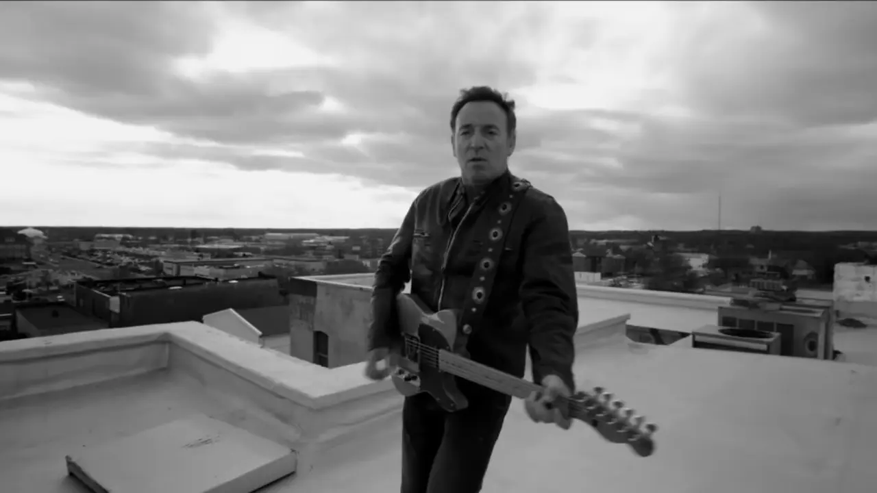 Bruce Springsteen - YouTube