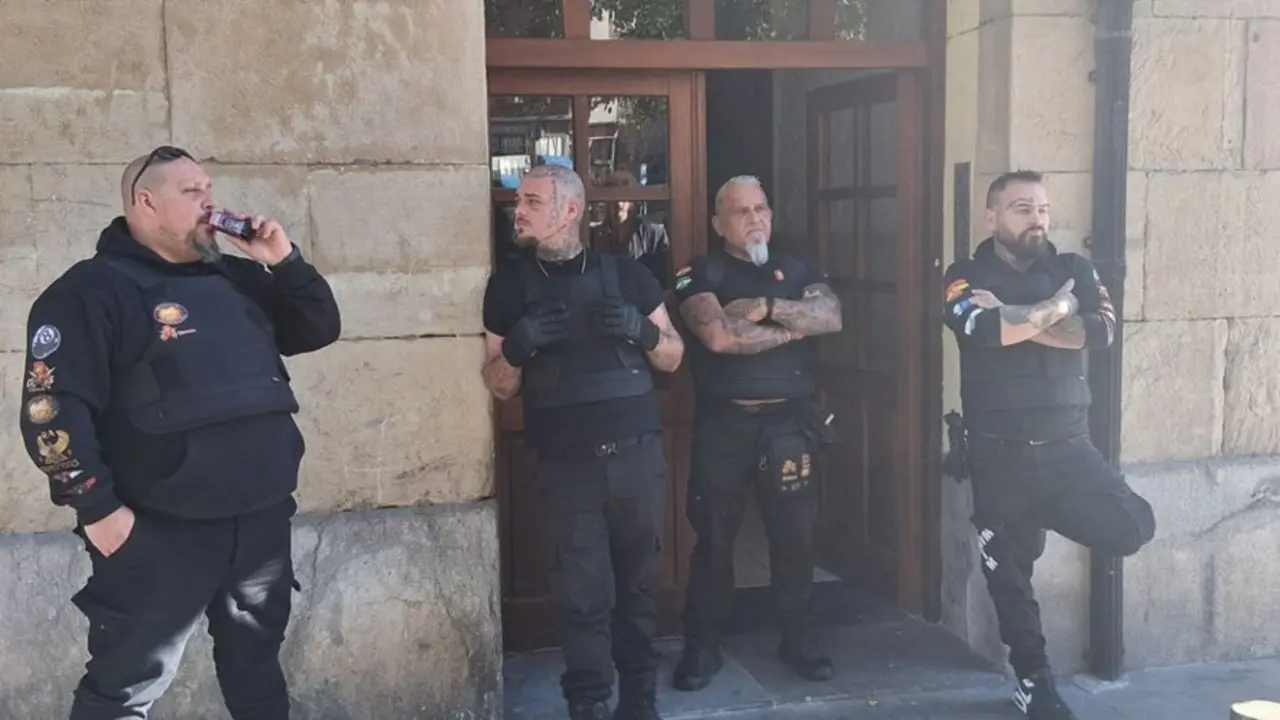 Los escuadristas de Horus Desokupa en Bilbao